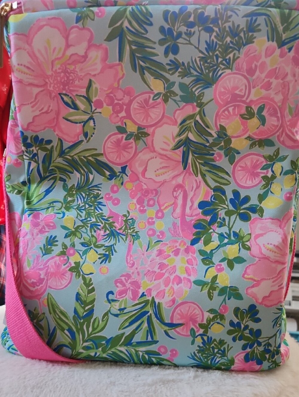 Lilly Pulitzer Pink Floral Cooler bag with Multicolor Tropical Print - Picture 6 of 6